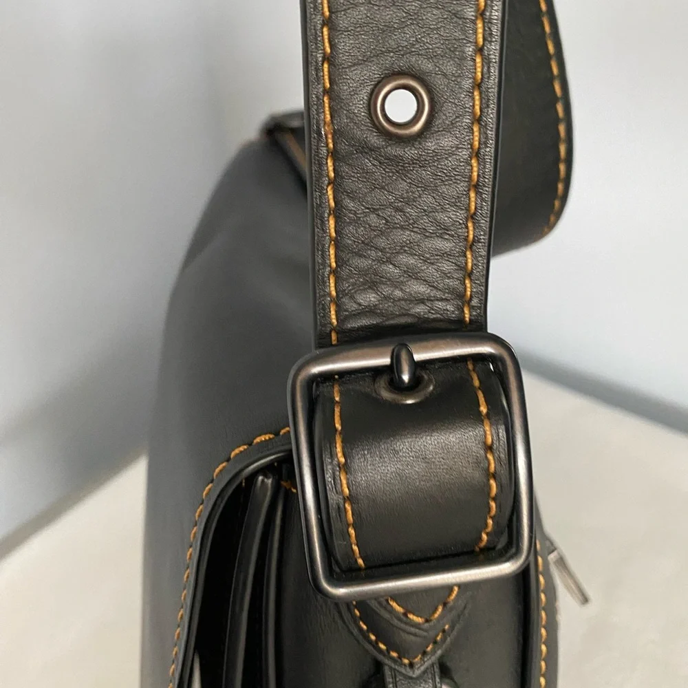 Coach 1941 Saddle Bag with contrasting stitching & matching 1941 Turnlock Wallet - Picture 3 of 16